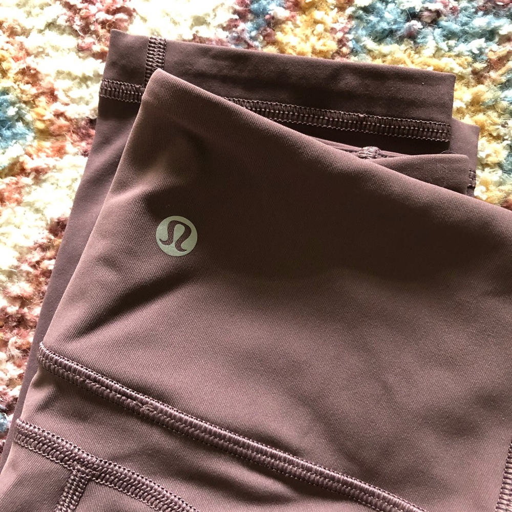 Lululemon purple leggings!